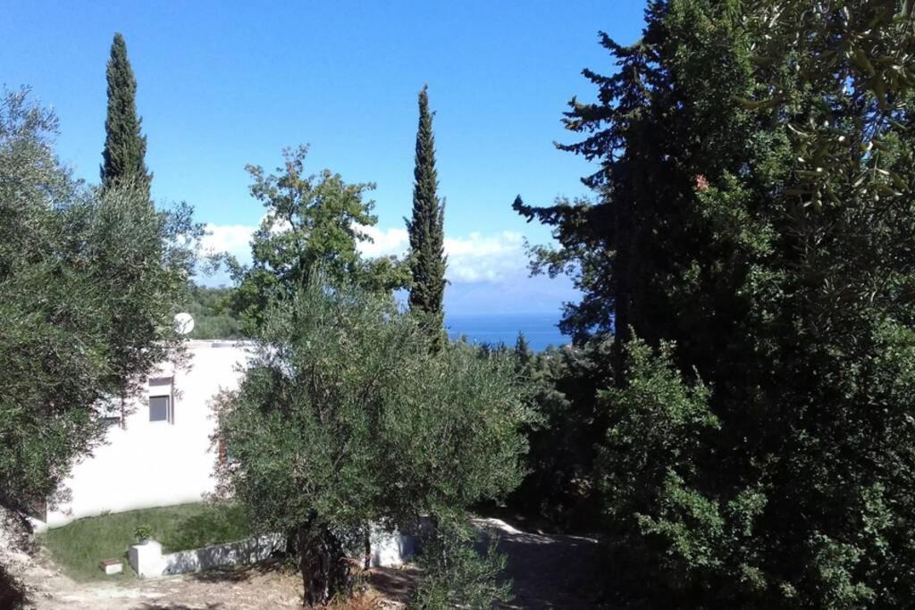 Liakada Hébergement de vacances Karousádes